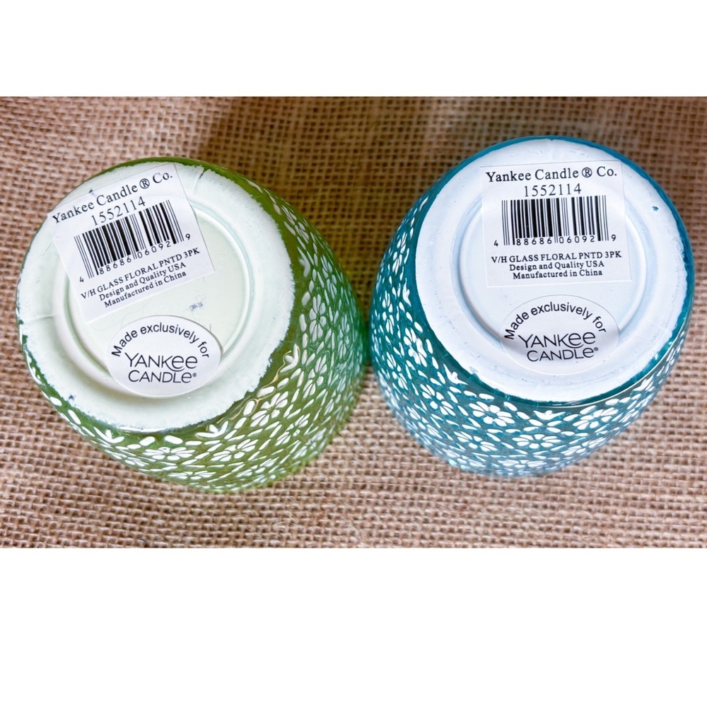 Yankee Candle Blue Green Floral Glass Votive Candle Holder Set Cottage Core Twee - Picture 3 of 4